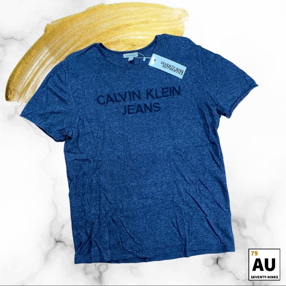 Heavy Knit Calvin Klein Short Sleeve Tee - Picture 7 of 7